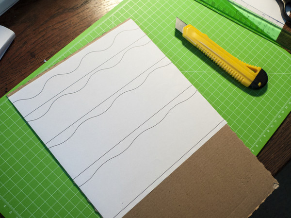 13101801_08_karton_vlny_sablona