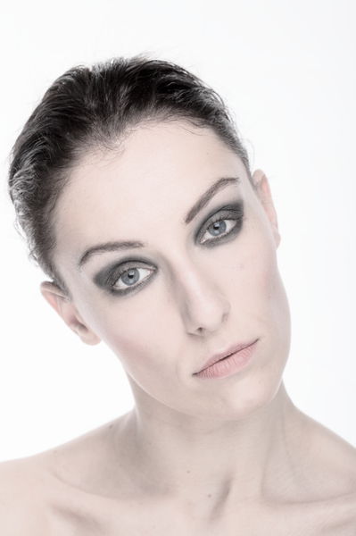 14082812_high-key_color_1